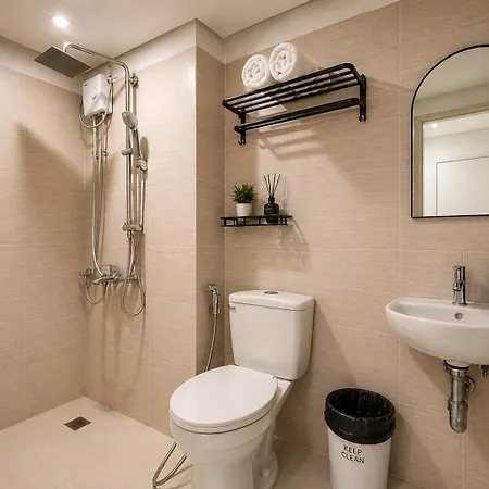 Cozy Alabang Condo With Pool And Near Malls & Airport